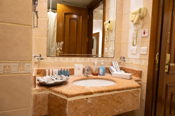 Zowar International Hotel image 24