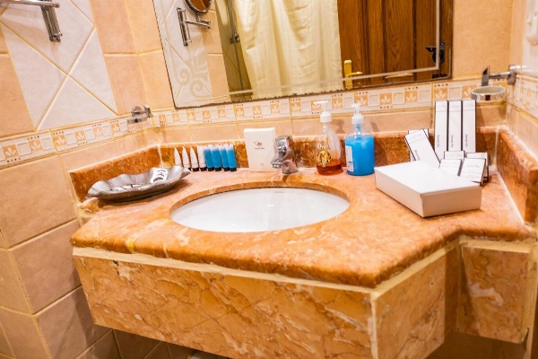 Zowar International Hotel image 34