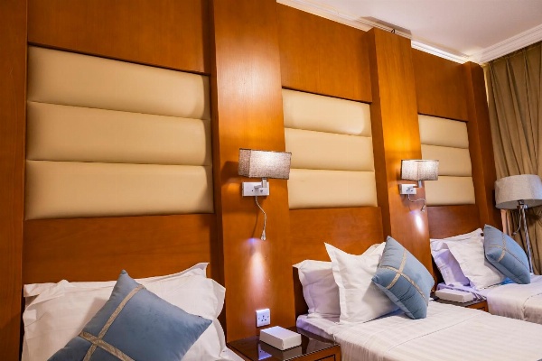 Zowar International Hotel image 40