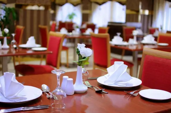 Zowar International Hotel Main image